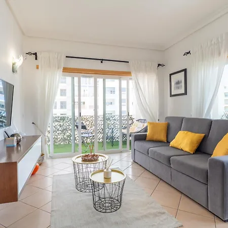 Altumar T2 Apartment